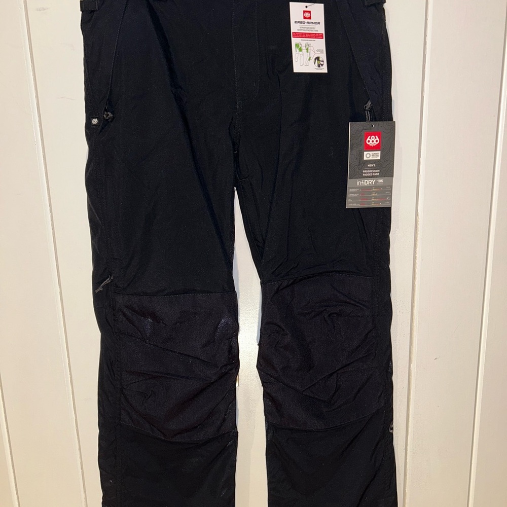 686 Men's Black Padded Ski Pants